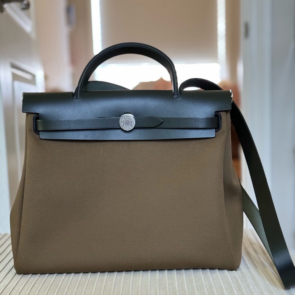 Hermes 99% NEW Herbag Zip 31 Vert Olive/Kaki